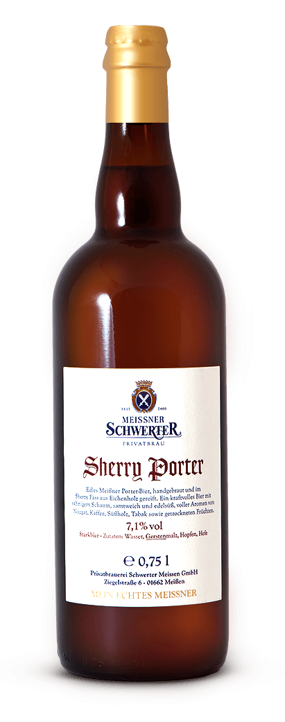 Produktfotografie von der Flasche Sherry Porter der Privatbrauerei Schwerter in Meißen